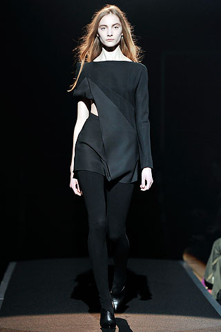 Vestido corto negro con pliegues calados Maison Martin Margiela